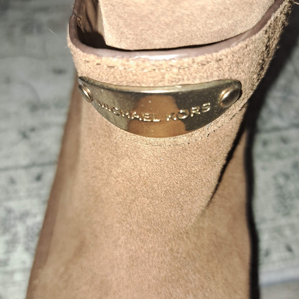 Michael Kors Tan Fur-Lined Winter Boots - Picture 3 of 5